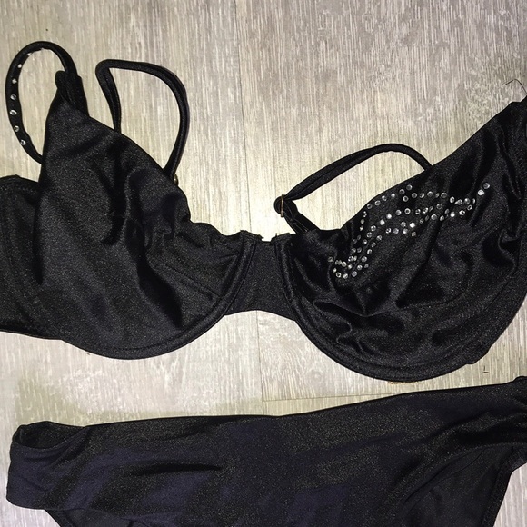 Ladies bikini black size xlarge - Picture 2 of 3